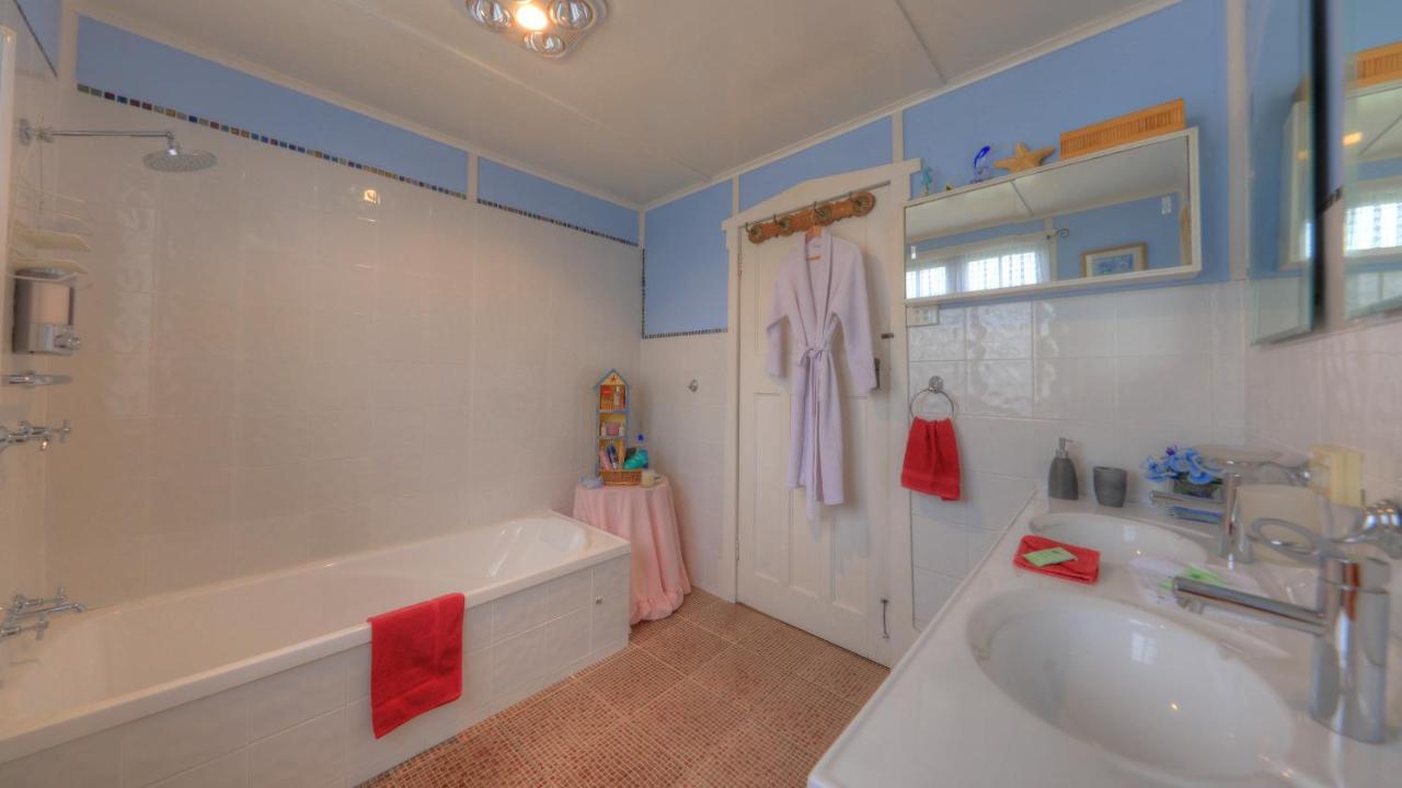 Andavine House - Bed & Breakfast Графтън Екстериор снимка